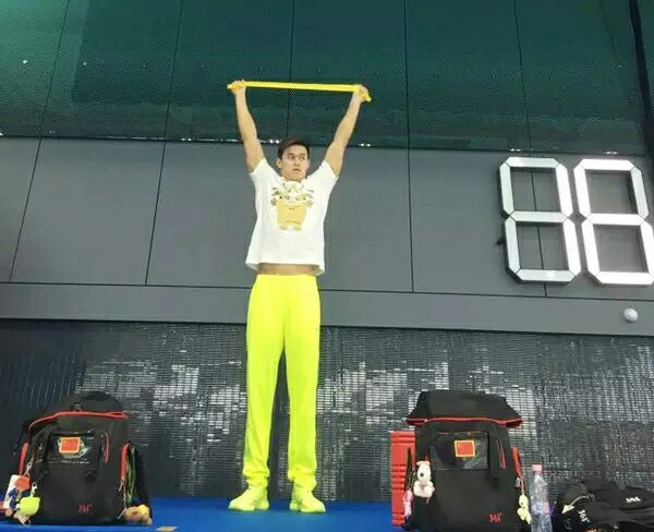 ���Ԟ�O��ֻ���}��Ӿѝ ��Ӿ���\ِ���M�����ن�����