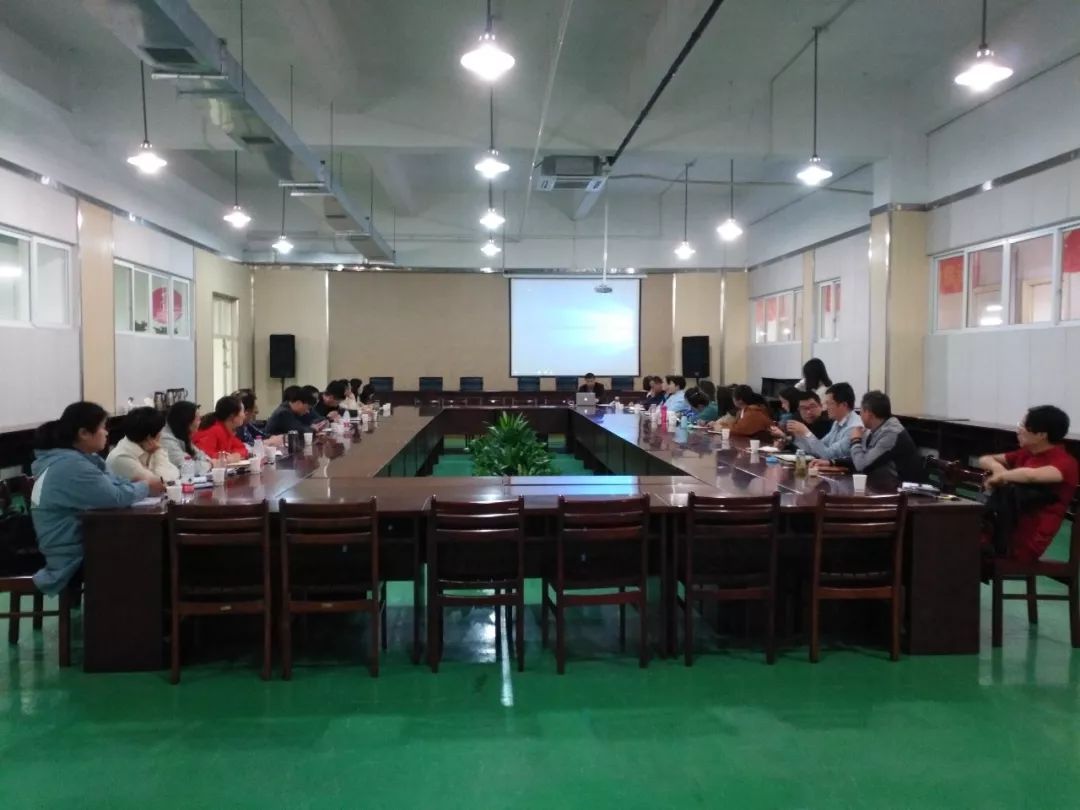 熱烈歡迎縣教育局新任校(園)長蒞臨我校參觀指導