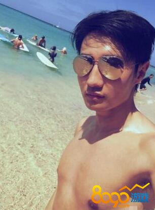 白百何神秘男子